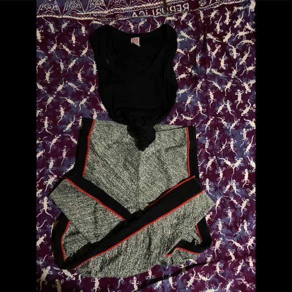 Express yoga pants with high waist and plenty of starch w/movement New condition - Picture 2 of 8